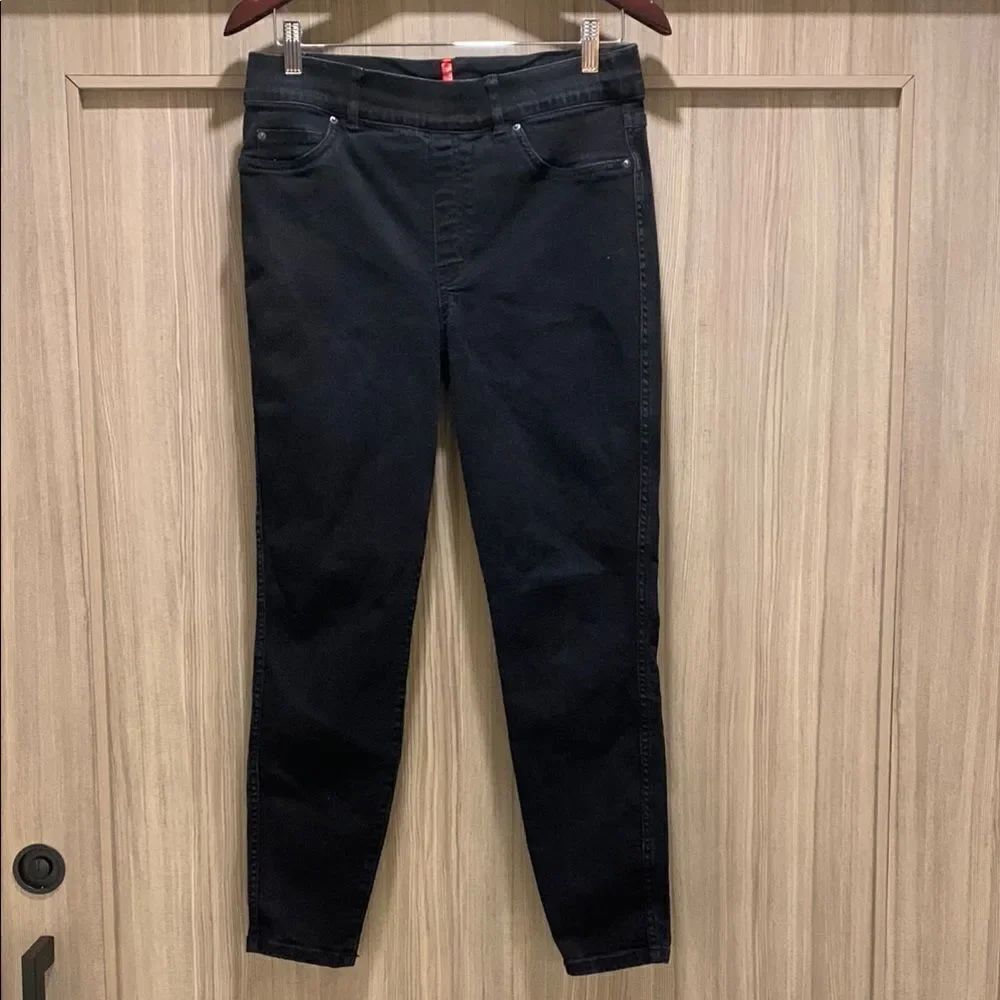 SPANX Black Skinny Jeans Modern Fit